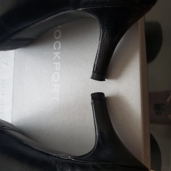 Rockport Seven to 7 Pumps, Black size 7M - Picture 7 of 8